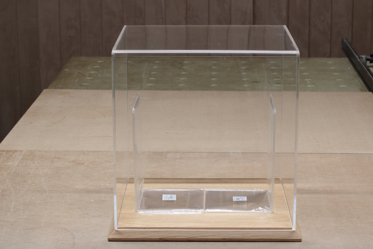 Book display - "Rare Set of Books" / case:30cm x 30cm x 30cm + engraving + acrylic bookends