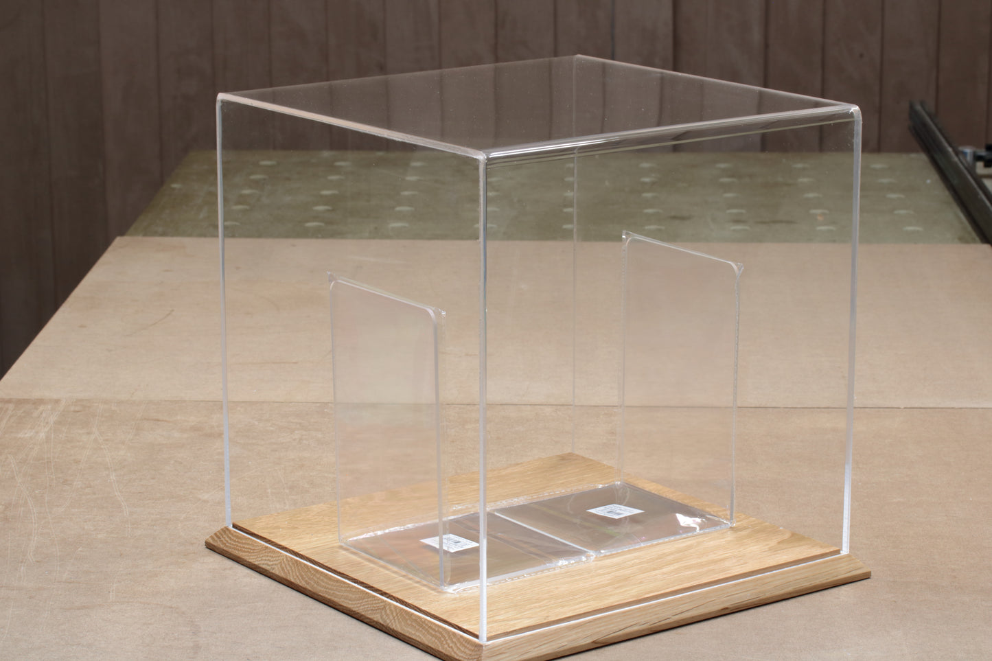 Book display - "Rare Set of Books" / case:30cm x 30cm x 30cm + engraving + acrylic bookends