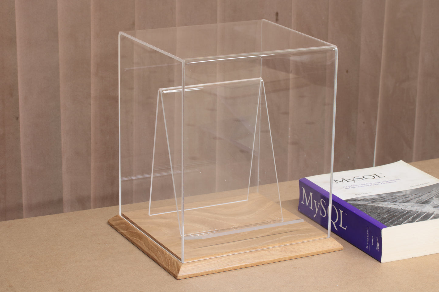 Book display - "Trade Paperback" 5.5 x 8.5inch / case:20cm x 15cm x 24cm + engraving + stand