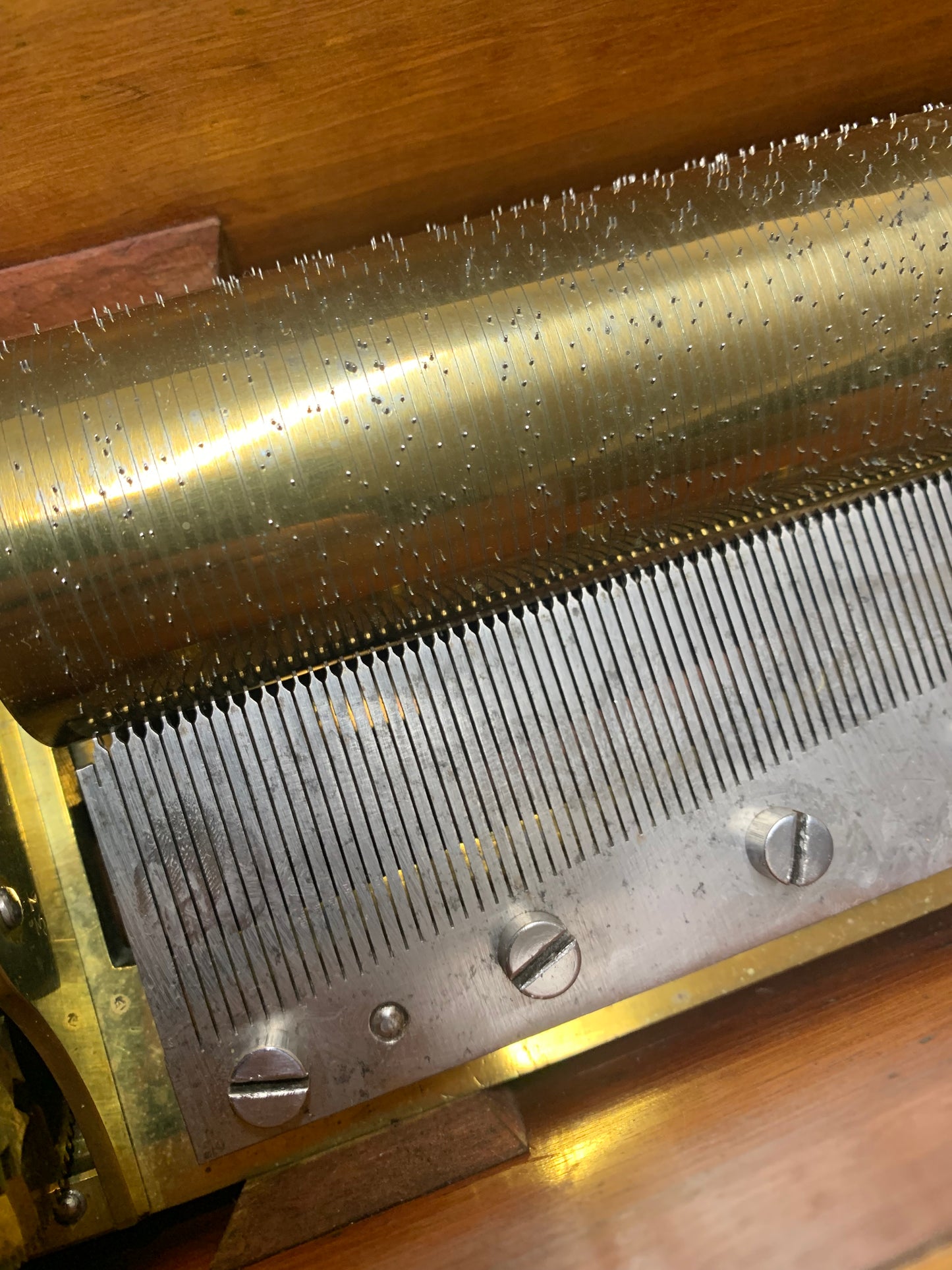 Small, Early keywound F.Nicole 4 air music box, Circa 1843, serial number 21325.