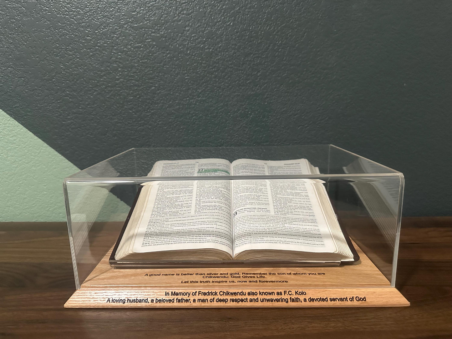Rare Book Display Case w35cm x d25cm x h12cm