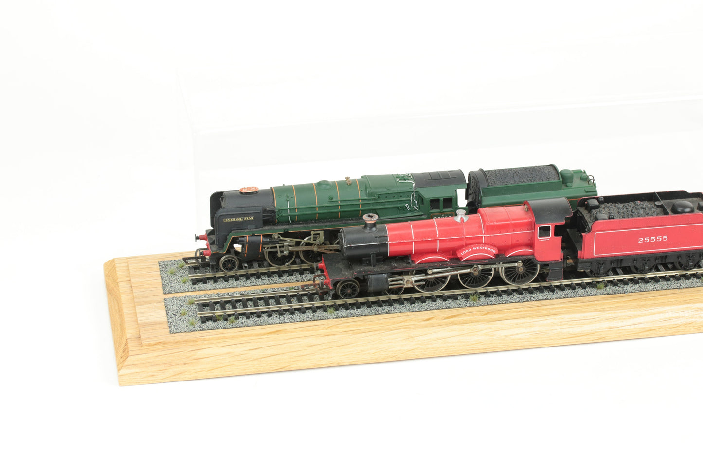 Case 37cm / Track 33.5cm (Double) OO Gauge Scale Model Train Case