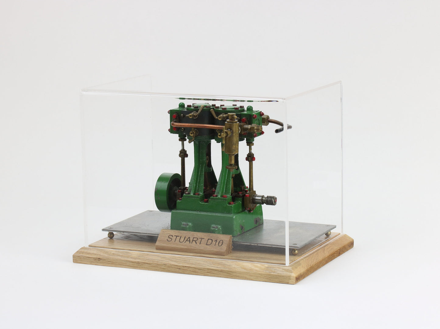 Stuart D10 Display Case w14cm x d11.5cm x h17cm