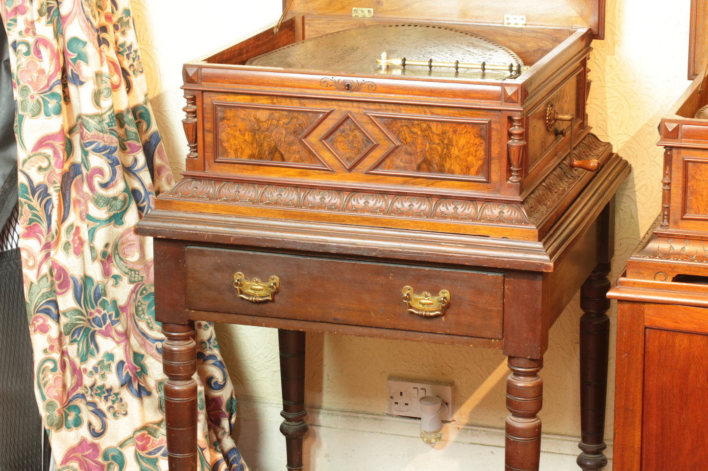 19 5/8" Table Polyphon: A Scarce Gem of Mechanical Music History