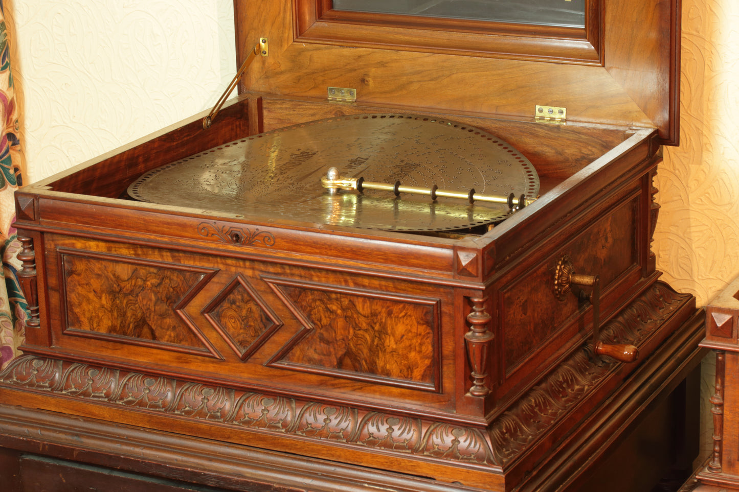 19 5/8" Table Polyphon: A Scarce Gem of Mechanical Music History