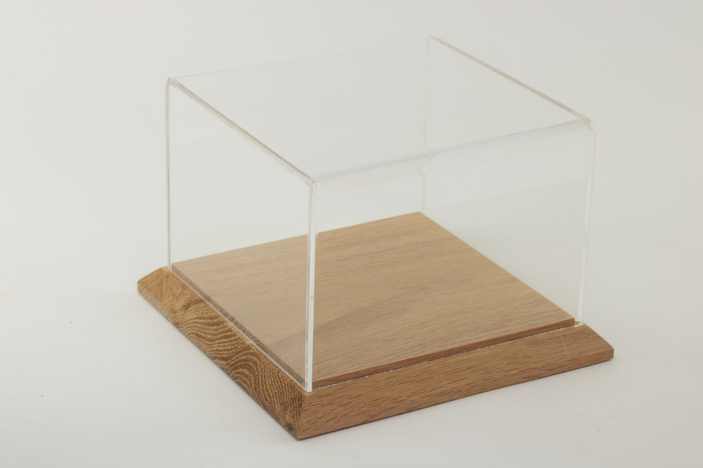 Display Case 20cm x 20cm x 15cm  with solid Oak base