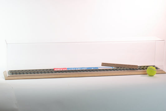 Gauge 1 Train Display case. Track length 100cm