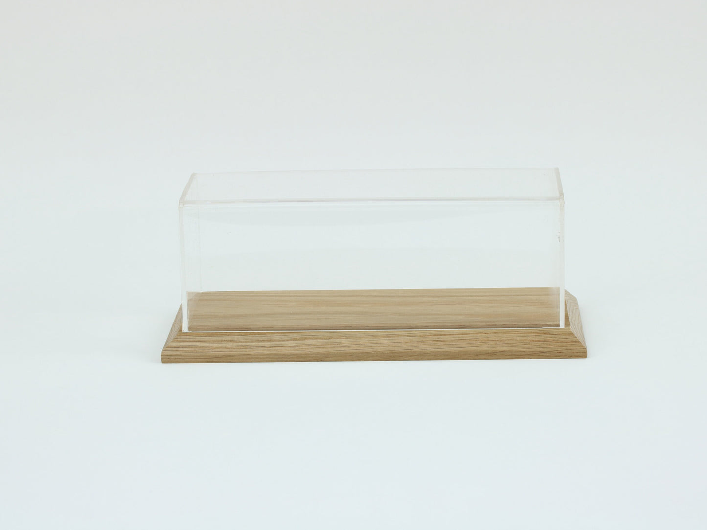 1:24 Scale Model car display case with solid OAK base