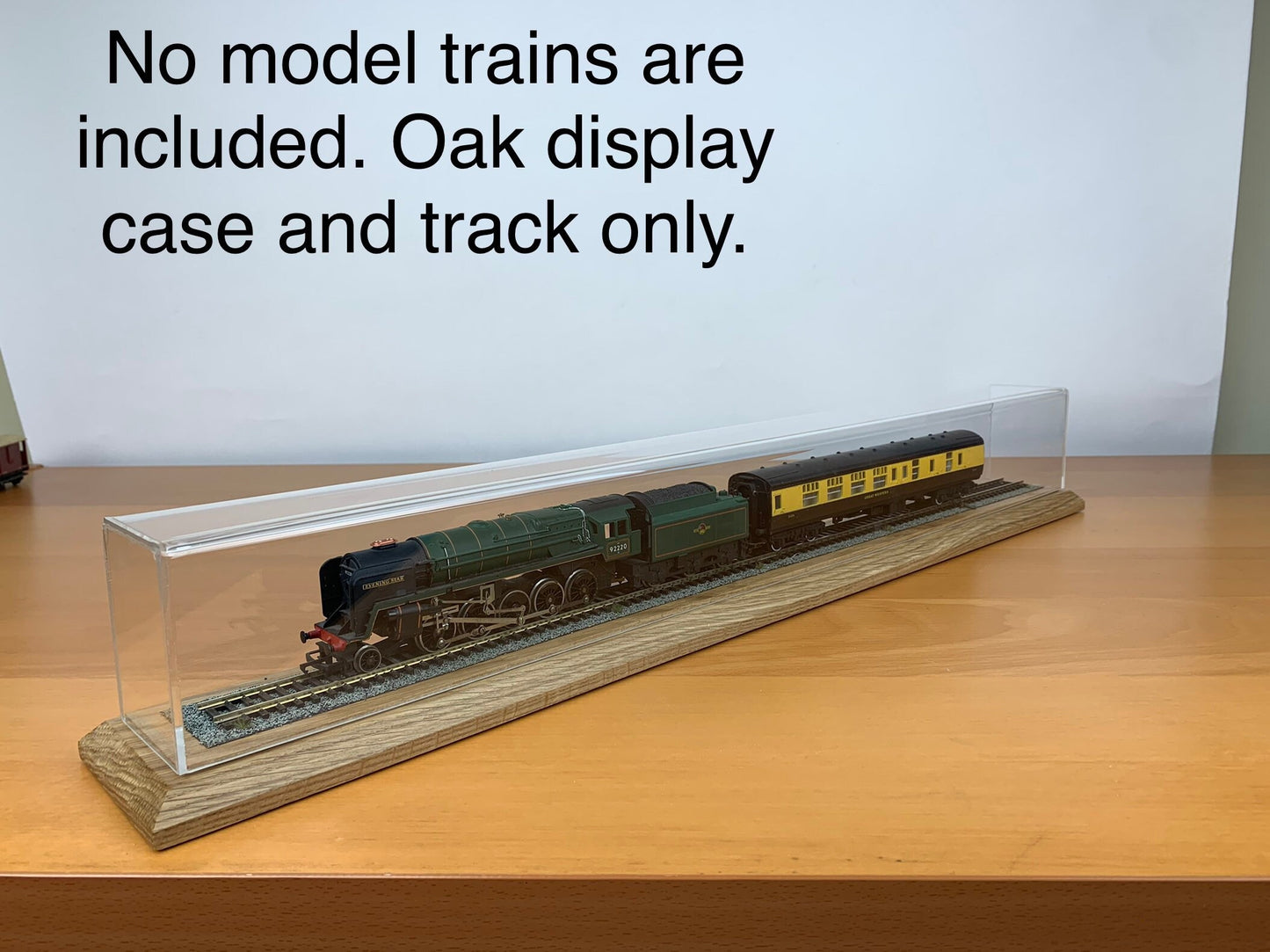 Case 70cm / Track 67cm OO Gauge Scale Model Train Case